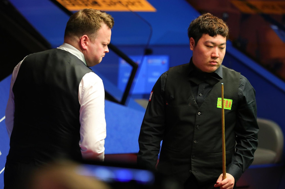 球员回到曾 球员回到曾