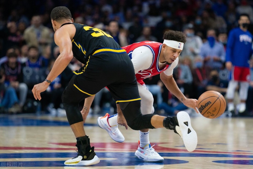 浓眉在詹姆 浓眉在詹姆