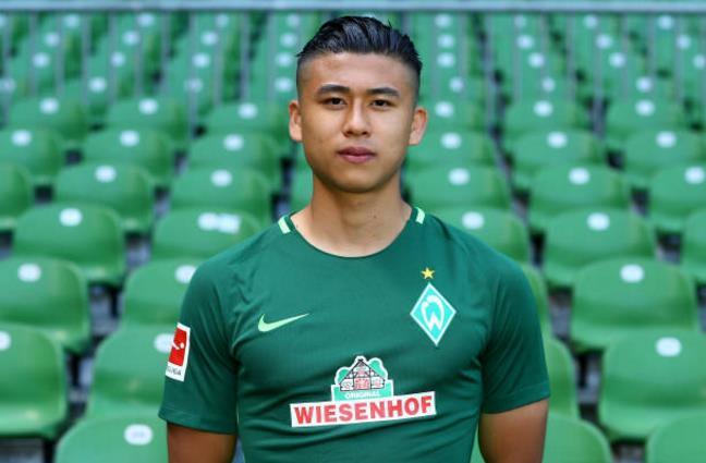 他不仅冷静 他不仅冷静