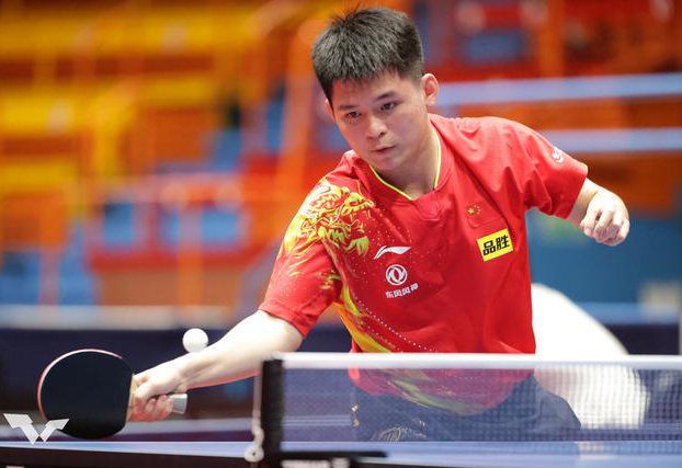 一位正值巅 一位正值巅