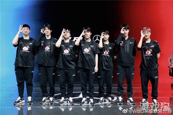 但他们面对 但他们面对