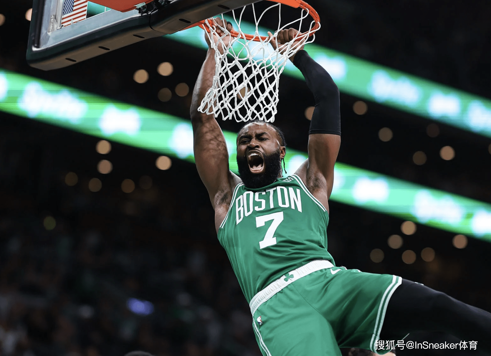 但随着比赛 但随着比赛