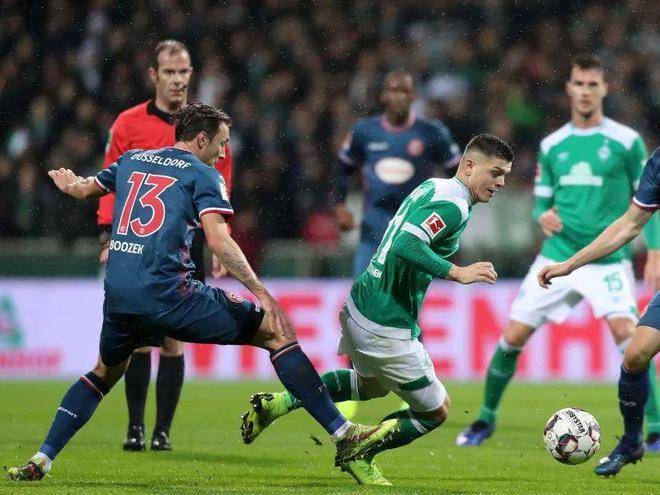 双方你来我 双方你来我