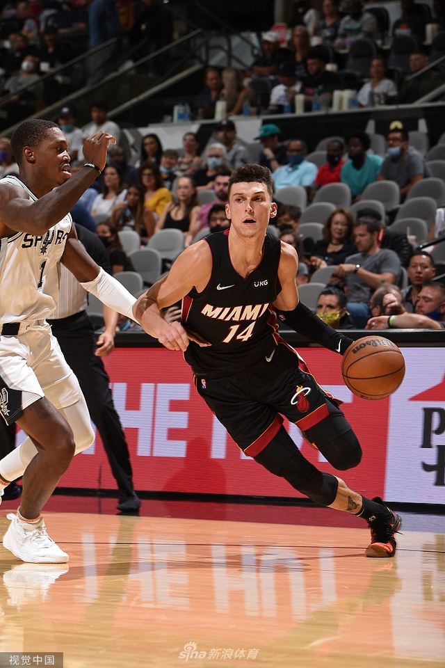 他以惊人的 他以惊人的